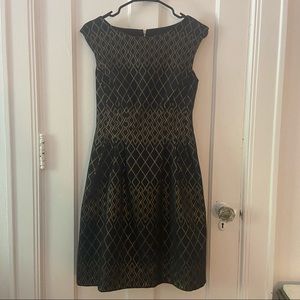 Vince Camuto Metallic Gold/Black Fit and Flare Dress, Size 2